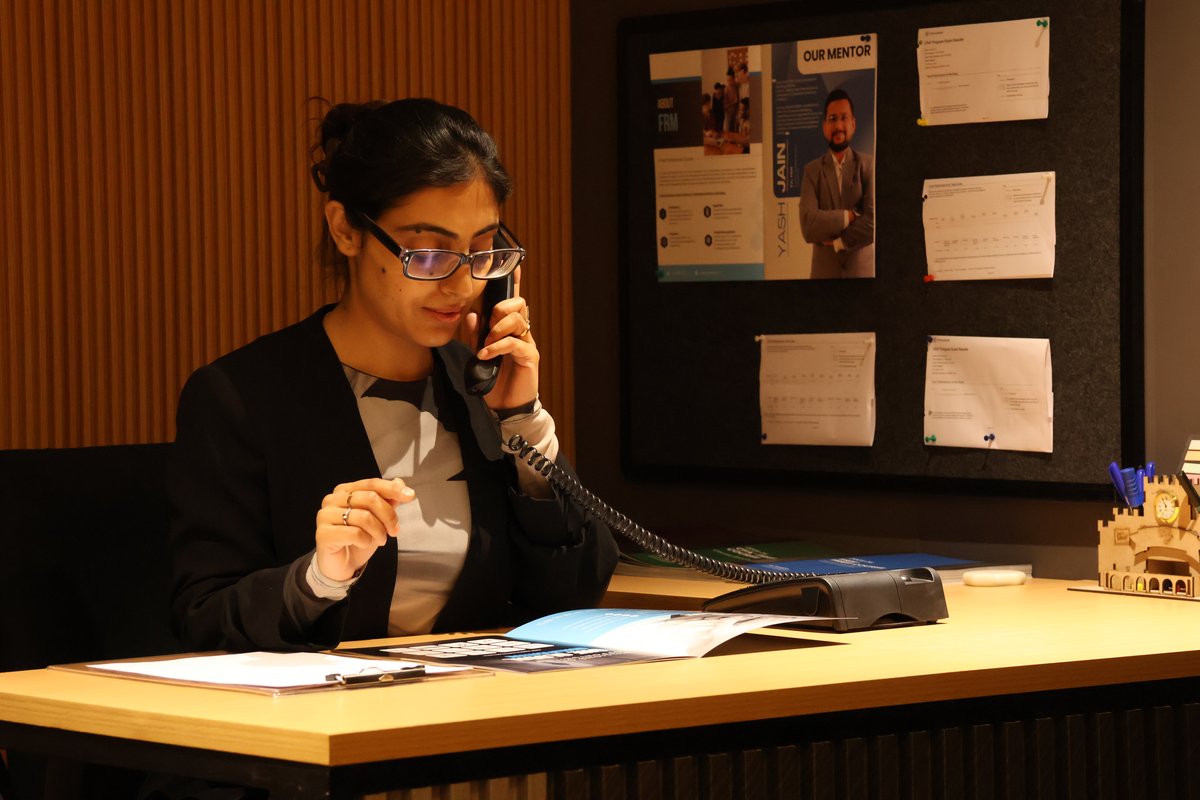 QuintEdge counsellor on a call